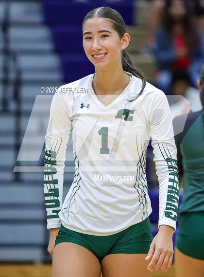 Thumbnail 1 in Pine Crest vs. Gulliver Prep photogallery.