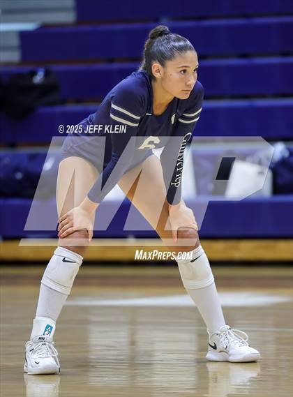 Thumbnail 3 in Pine Crest vs. Gulliver Prep photogallery.