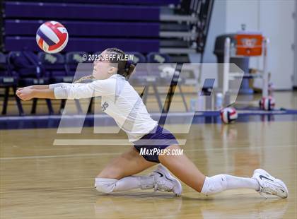 Thumbnail 1 in Pine Crest vs. Gulliver Prep photogallery.
