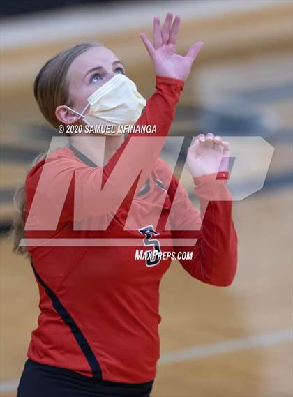 Thumbnail 2 in Lincoln High @ Millard West photogallery.