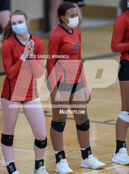 Thumbnail 3 in Lincoln High @ Millard West photogallery.