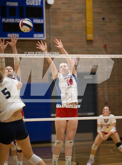 Thumbnail 3 in Canby @ La Salle photogallery.