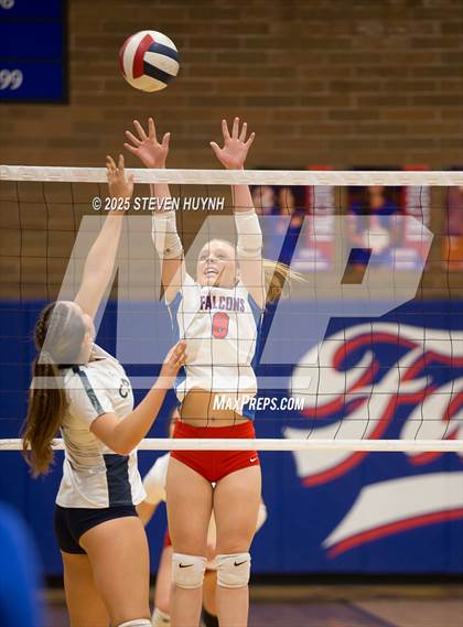 Thumbnail 2 in Canby @ La Salle photogallery.