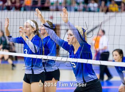 Thumbnail 3 in Yuma vs. Resurrection Christian (CHSAA State 2A Final) photogallery.