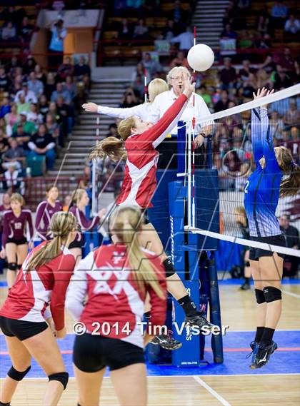 Thumbnail 2 in Yuma vs. Resurrection Christian (CHSAA State 2A Final) photogallery.