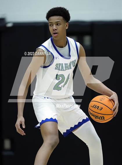 Thumbnail 3 in South Lakes vs. Hayfield  (VHSL Class 6 Semifinal) photogallery.