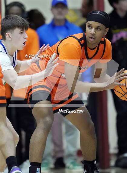 Thumbnail 1 in South Lakes vs. Hayfield  (VHSL Class 6 Semifinal) photogallery.