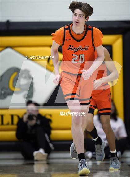 Thumbnail 2 in South Lakes vs. Hayfield  (VHSL Class 6 Semifinal) photogallery.