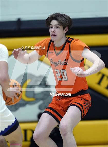 Thumbnail 3 in South Lakes vs. Hayfield  (VHSL Class 6 Semifinal) photogallery.