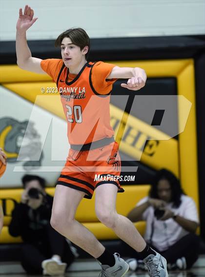 Thumbnail 2 in South Lakes vs. Hayfield  (VHSL Class 6 Semifinal) photogallery.