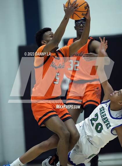 Thumbnail 2 in South Lakes vs. Hayfield  (VHSL Class 6 Semifinal) photogallery.