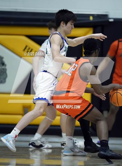 Thumbnail 2 in South Lakes vs. Hayfield  (VHSL Class 6 Semifinal) photogallery.