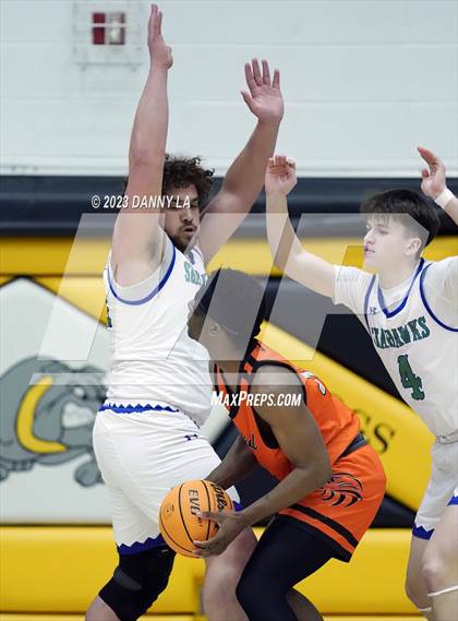 Thumbnail 3 in South Lakes vs. Hayfield  (VHSL Class 6 Semifinal) photogallery.