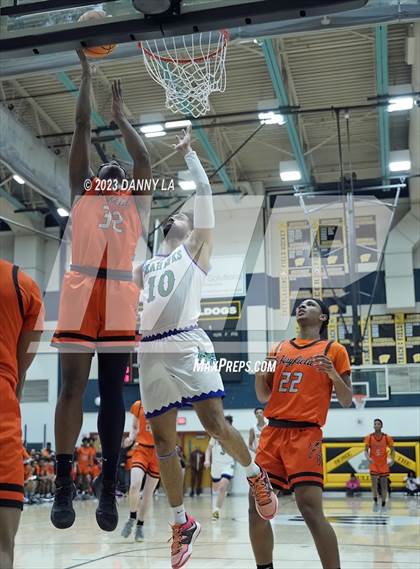 Thumbnail 1 in South Lakes vs. Hayfield  (VHSL Class 6 Semifinal) photogallery.