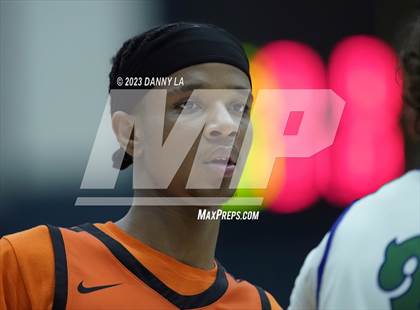 Thumbnail 3 in South Lakes vs. Hayfield  (VHSL Class 6 Semifinal) photogallery.