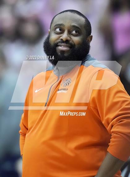 Thumbnail 3 in South Lakes vs. Hayfield  (VHSL Class 6 Semifinal) photogallery.