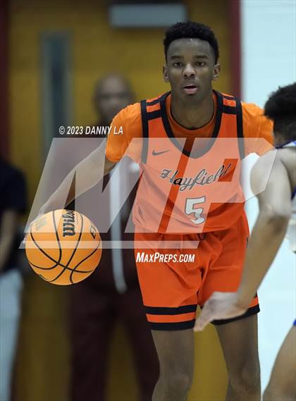 Thumbnail 3 in South Lakes vs. Hayfield  (VHSL Class 6 Semifinal) photogallery.