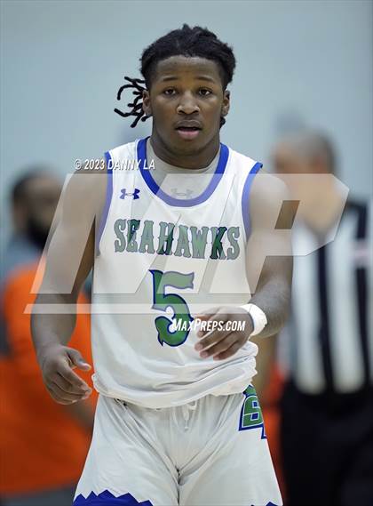 Thumbnail 3 in South Lakes vs. Hayfield  (VHSL Class 6 Semifinal) photogallery.