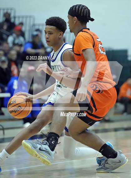 Thumbnail 2 in South Lakes vs. Hayfield  (VHSL Class 6 Semifinal) photogallery.