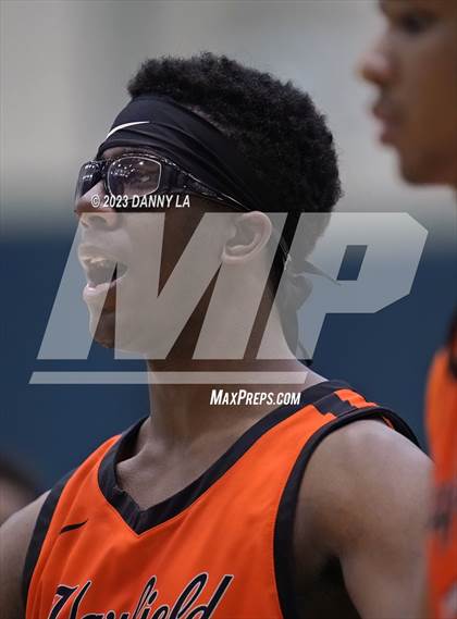 Thumbnail 2 in South Lakes vs. Hayfield  (VHSL Class 6 Semifinal) photogallery.
