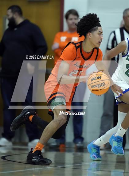 Thumbnail 1 in South Lakes vs. Hayfield  (VHSL Class 6 Semifinal) photogallery.