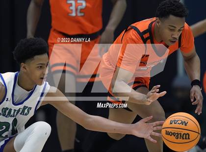 Thumbnail 3 in South Lakes vs. Hayfield  (VHSL Class 6 Semifinal) photogallery.