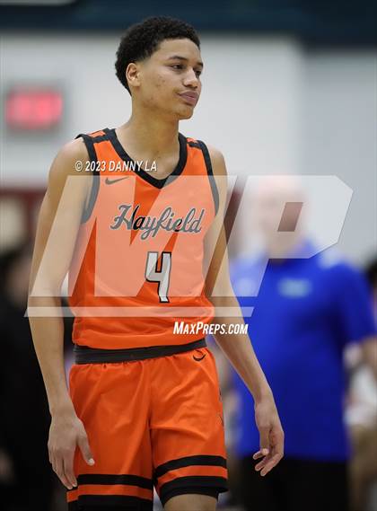 Thumbnail 3 in South Lakes vs. Hayfield  (VHSL Class 6 Semifinal) photogallery.