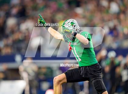 Thumbnail 1 in Southlake Carroll vs. Vandegrift (UIL 6A Division II Final) photogallery.