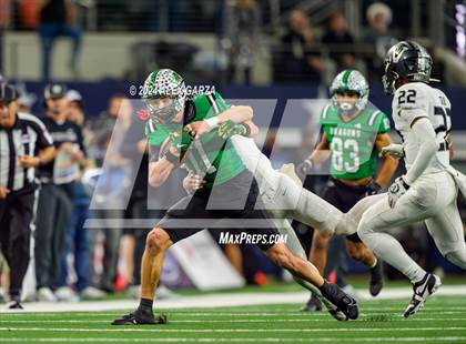 Thumbnail 1 in Southlake Carroll vs. Vandegrift (UIL 6A Division II Final) photogallery.