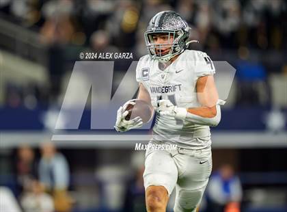 Thumbnail 2 in Southlake Carroll vs. Vandegrift (UIL 6A Division II Final) photogallery.