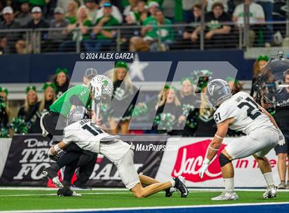 Thumbnail 1 in Southlake Carroll vs. Vandegrift (UIL 6A Division II Final) photogallery.