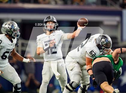 Thumbnail 3 in Southlake Carroll vs. Vandegrift (UIL 6A Division II Final) photogallery.