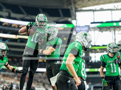 Thumbnail 3 in Southlake Carroll vs. Vandegrift (UIL 6A Division II Final) photogallery.