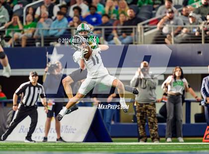 Thumbnail 1 in Southlake Carroll vs. Vandegrift (UIL 6A Division II Final) photogallery.