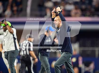Thumbnail 1 in Southlake Carroll vs. Vandegrift (UIL 6A Division II Final) photogallery.