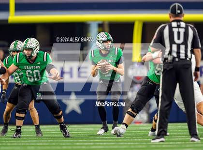 Thumbnail 3 in Southlake Carroll vs. Vandegrift (UIL 6A Division II Final) photogallery.
