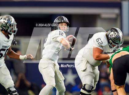 Thumbnail 1 in Southlake Carroll vs. Vandegrift (UIL 6A Division II Final) photogallery.