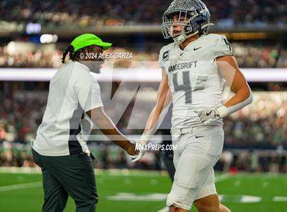 Thumbnail 2 in Southlake Carroll vs. Vandegrift (UIL 6A Division II Final) photogallery.