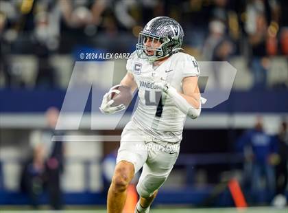 Thumbnail 3 in Southlake Carroll vs. Vandegrift (UIL 6A Division II Final) photogallery.