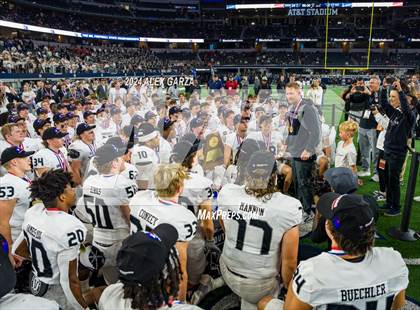 Thumbnail 3 in Southlake Carroll vs. Vandegrift (UIL 6A Division II Final) photogallery.