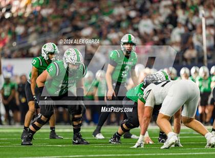 Thumbnail 2 in Southlake Carroll vs. Vandegrift (UIL 6A Division II Final) photogallery.