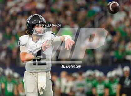 Thumbnail 2 in Southlake Carroll vs. Vandegrift (UIL 6A Division II Final) photogallery.