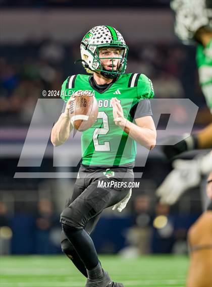 Thumbnail 2 in Southlake Carroll vs. Vandegrift (UIL 6A Division II Final) photogallery.
