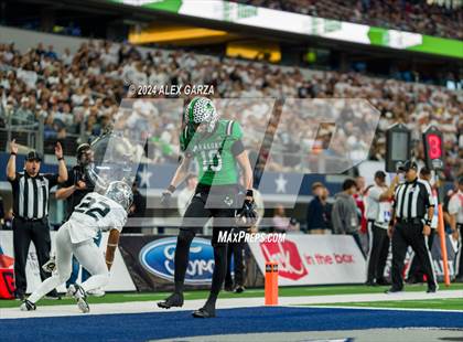 Thumbnail 1 in Southlake Carroll vs. Vandegrift (UIL 6A Division II Final) photogallery.