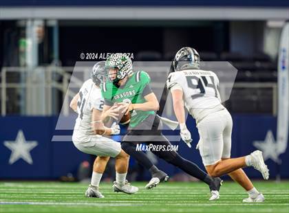 Thumbnail 2 in Southlake Carroll vs. Vandegrift (UIL 6A Division II Final) photogallery.