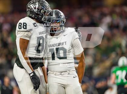 Thumbnail 1 in Southlake Carroll vs. Vandegrift (UIL 6A Division II Final) photogallery.