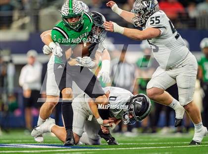 Thumbnail 1 in Southlake Carroll vs. Vandegrift (UIL 6A Division II Final) photogallery.