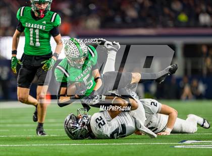 Thumbnail 3 in Southlake Carroll vs. Vandegrift (UIL 6A Division II Final) photogallery.