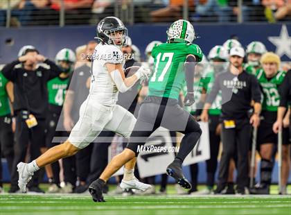 Thumbnail 1 in Southlake Carroll vs. Vandegrift (UIL 6A Division II Final) photogallery.