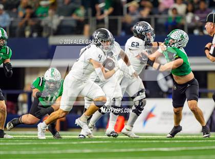 Thumbnail 2 in Southlake Carroll vs. Vandegrift (UIL 6A Division II Final) photogallery.